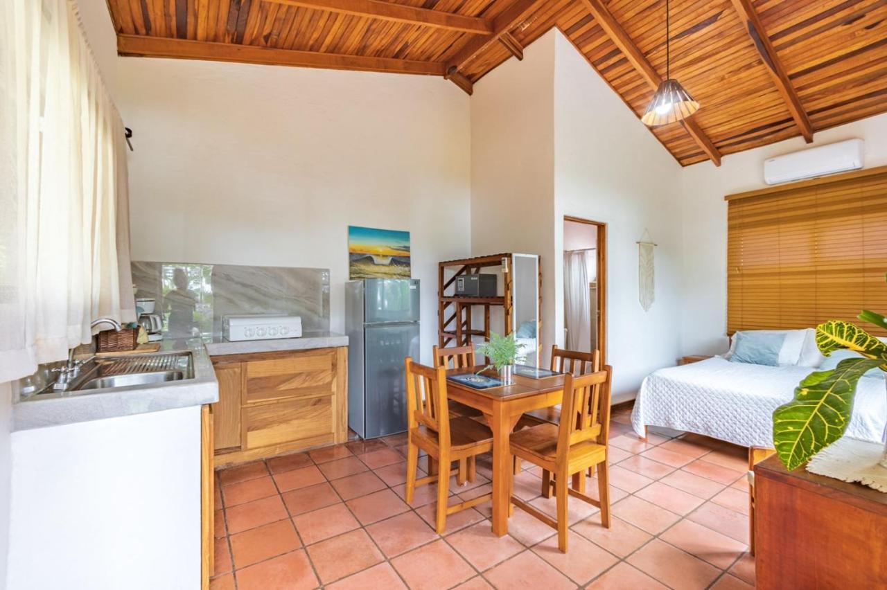 Ola Bonita Beachfront Apart Hotel Playa Hermosa  Εξωτερικό φωτογραφία